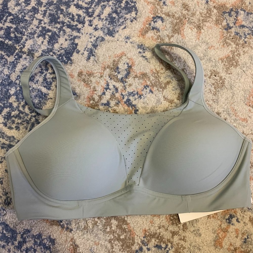 BNWT Lululemon Run Times Bra - Jade Gray - Sz 38D